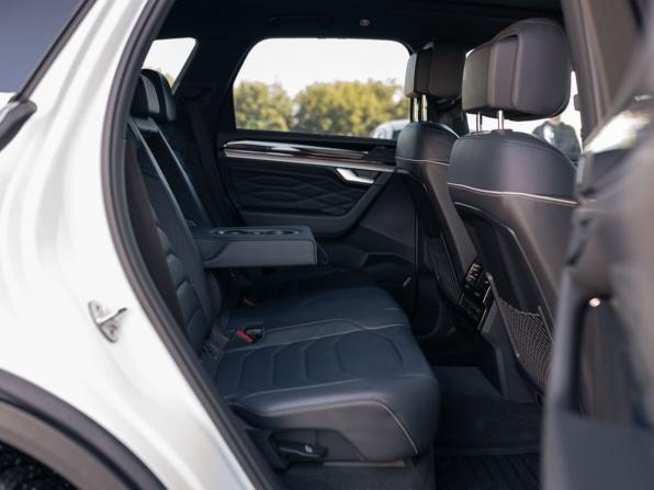 Volkswagen Touareg III с пробегом 2021 года, цена 5 700 000 рублей, 124168 км, внедорожник, Автокод Объявления