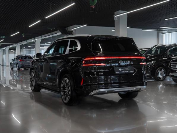 Zeekr 8X с пробегом 2026 года, цена 12 350 000 рублей, 17 км, внедорожник, Автокод Объявления