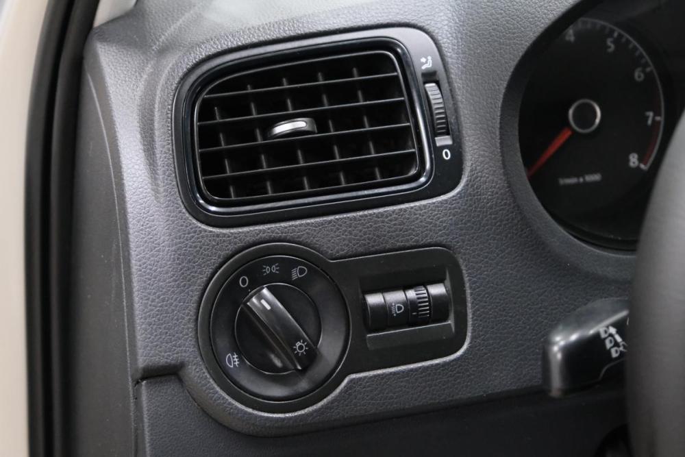 Volkswagen Polo V Омск  - изображение 12