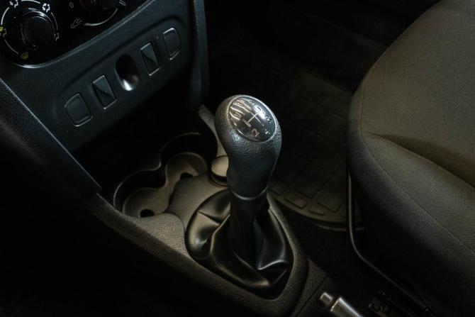 Renault Sandero II с пробегом 2016 года, цена 849 000 рублей, 84056 км, хэтчбек, Автокод Объявления