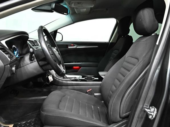 Ford Mondeo V с пробегом 2015 года, цена 1 675 000 рублей, 119750 км, седан, Автокод Объявления