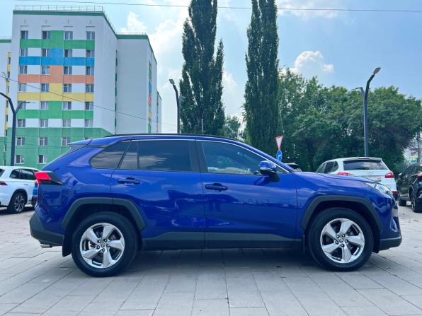 Toyota RAV4 V (XA50) с пробегом 2021 года, цена 2 948 000 рублей, 78146 км, внедорожник, Автокод Объявления