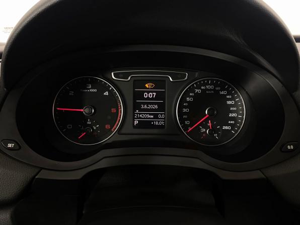 Audi Q3 I (8U) с пробегом 2013 года, цена 1 349 000 рублей, 214080 км, внедорожник, Автокод Объявления