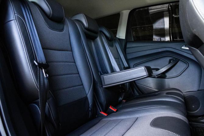 Ford Kuga II с пробегом 2016 года, цена 1 750 000 рублей, 43206 км, внедорожник, Автокод Объявления