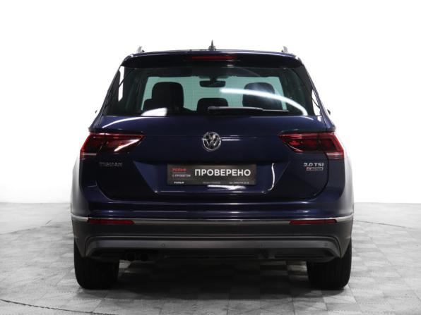 Volkswagen Tiguan II с пробегом 2017 года, цена 2 550 000 рублей, 89381 км, внедорожник, Автокод Объявления