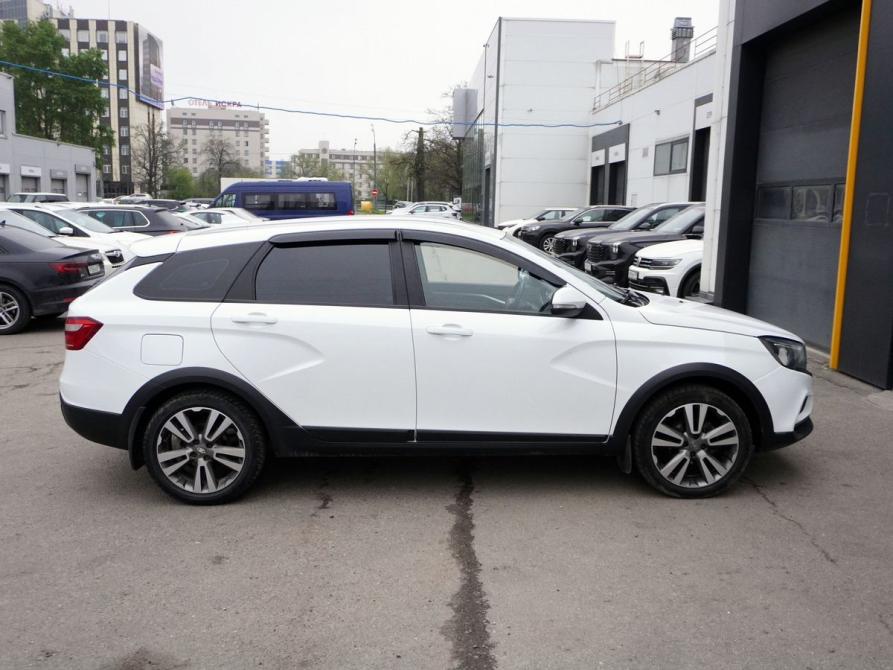 Lada (ВАЗ) Vesta I Москва  - изображение 4