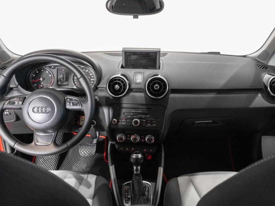 Audi A1 I (8X) Казань  - изображение 5