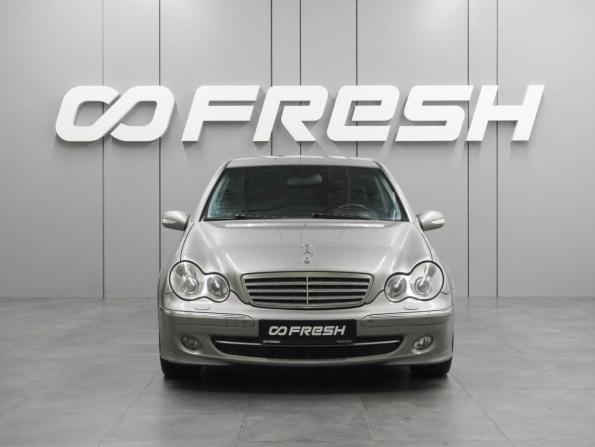 Mercedes-Benz C-Класс II (W203) Рестайлинг с пробегом 2006 года, цена 648 000 рублей, 292246 км, седан, Автокод Объявления