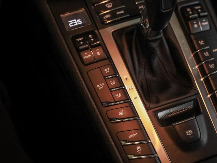 Porsche Macan I Санкт-Петербург  - изображение 21
