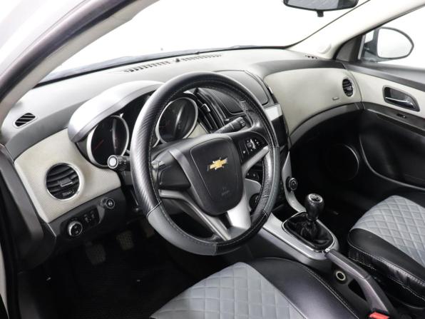 Chevrolet Cruze I Рестайлинг с пробегом 2013 года, цена 647 000 рублей, 185342 км, хэтчбек, Автокод Объявления