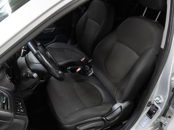 Kia Rio III Рестайлинг с пробегом 2015 года, цена 880 000 рублей, 204549 км, седан, Автокод Объявления