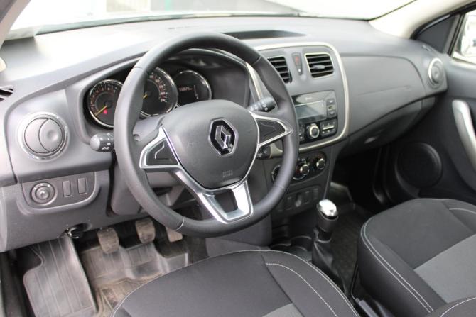 Renault Sandero II Рестайлинг с пробегом 2021 года, цена 1 369 000 рублей, 55825 км, хэтчбек, Автокод Объявления