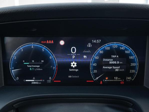 Toyota Camry IX (XV80) China Market с пробегом 2024 года, цена 3 599 000 рублей, 25842 км, седан, Автокод Объявления