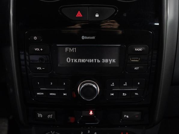 Renault Duster I Рестайлинг с пробегом 2017 года, цена 949 000 рублей, 259927 км, внедорожник, Автокод Объявления