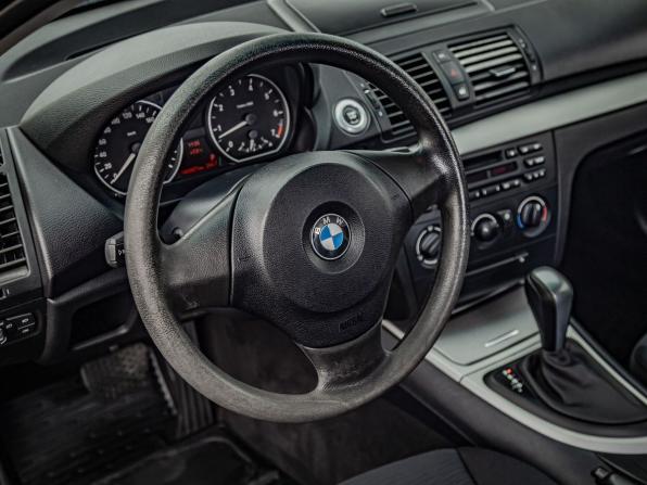 BMW 1 серии I (E81/E82/E87/E88) Рестайлинг с пробегом 2010 года, цена 799 000 рублей, 146885 км, хэтчбек, Автокод Объявления