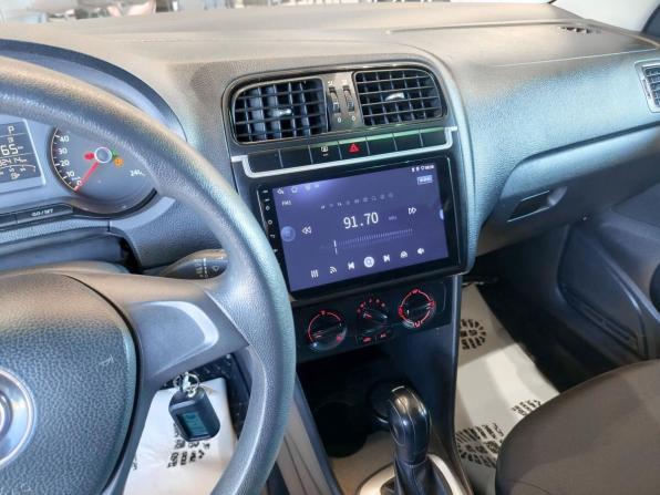 Volkswagen Polo V Рестайлинг с пробегом 2017 года, цена 950 000 рублей, 132195 км, седан, Автокод Объявления
