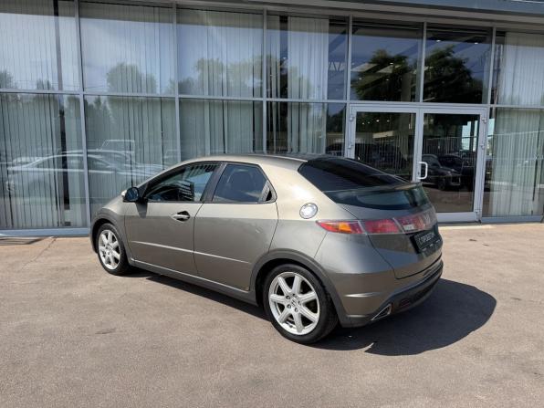 Honda Civic VIII Рестайлинг с пробегом 2008 года, цена 670 000 рублей, 165500 км, хэтчбек, Автокод Объявления
