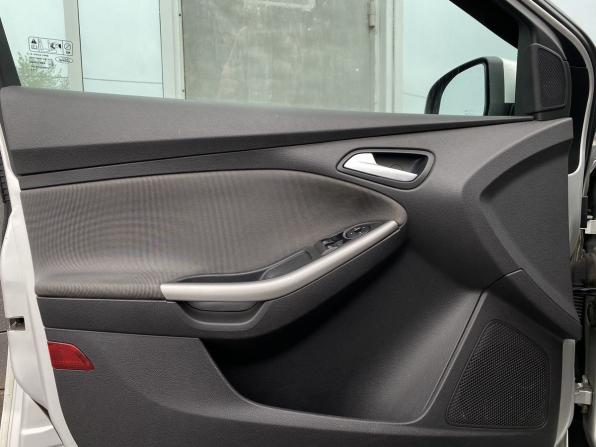 Ford Focus III с пробегом 2012 года, цена 649 000 рублей, 293222 км, седан, Автокод Объявления
