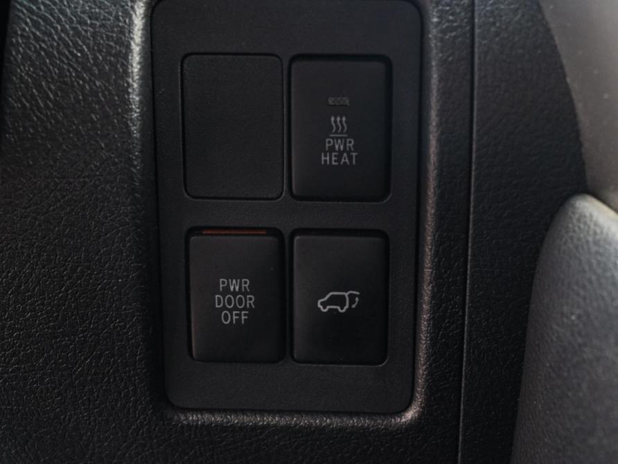 Toyota Land Cruiser 200 Series Рестайлинг 1 Москва  - изображение 24