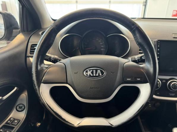 Kia Picanto II Рестайлинг с пробегом 2015 года, цена 950 000 рублей, 136378 км, хэтчбек, Автокод Объявления