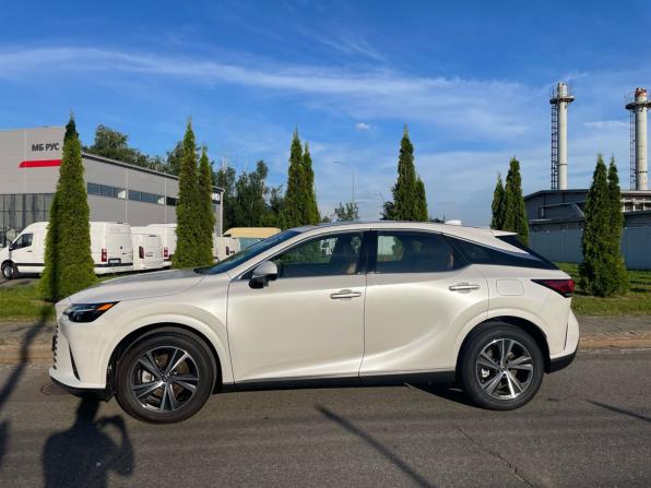 Lexus RX V с пробегом 2025 года, цена 8 096 000 рублей, 22 км, внедорожник, Автокод Объявления