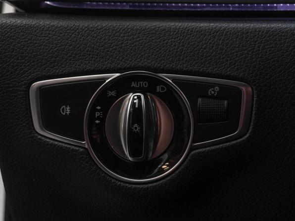 Mercedes-Benz E-Класс V (W213 S213 C238) с пробегом 2017 года, цена 2 839 000 рублей, 192732 км, седан, Автокод Объявления