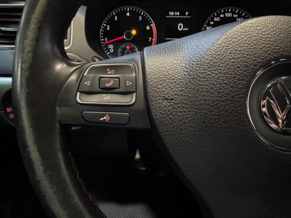 Volkswagen Jetta VI с пробегом 2013 года, цена 799 000 рублей, 238000 км, седан, Автокод Объявления