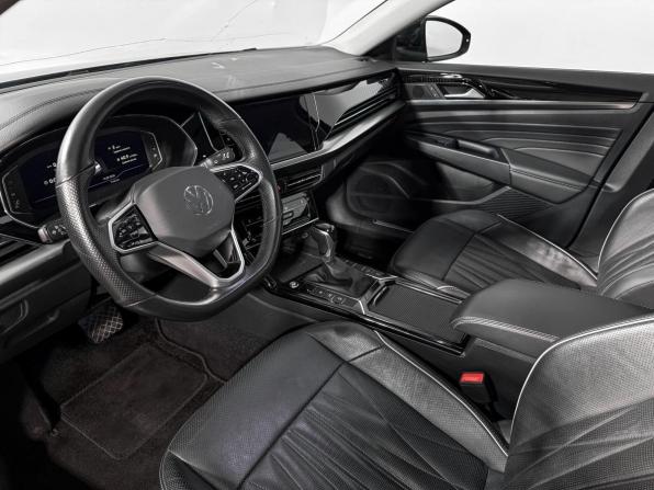 Volkswagen Passat B8 Рестайлинг с пробегом 2023 года, цена 2 957 890 рублей, 71000 км, седан, Автокод Объявления