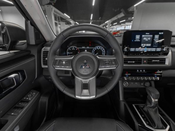 Mitsubishi L200 VI с пробегом 2026 года, цена 5 700 000 рублей, 31 км, пикап, Автокод Объявления