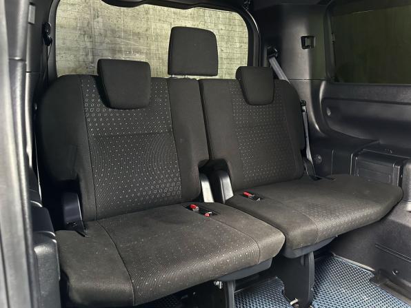 Toyota Noah III (R80) Рестайлинг с пробегом 2019 года, цена 2 799 000 рублей, 48005 км, минивэн, Автокод Объявления