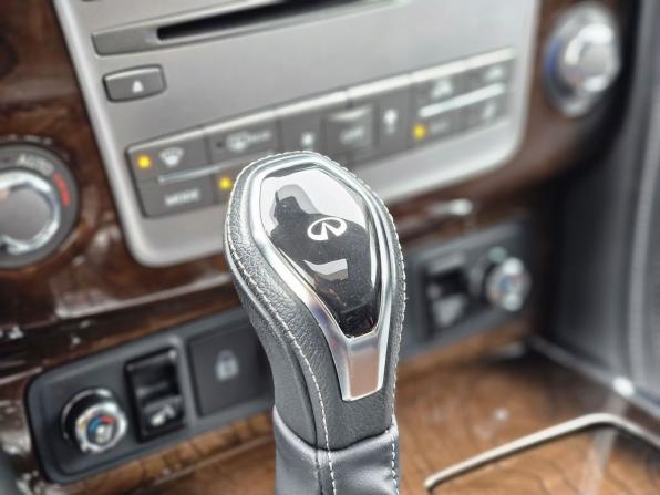 Infiniti QX80 I Рестайлинг 2 с пробегом 2018 года, цена 5 300 000 рублей, 49502 км, внедорожник, Автокод Объявления
