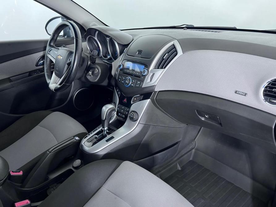 Chevrolet Cruze I Рестайлинг Ростов-на-Дону  - изображение 11