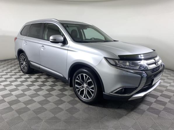 Mitsubishi Outlander III Рестайлинг 2 с пробегом 2018 года, цена 2 099 000 рублей, 100000 км, внедорожник, Автокод Объявления