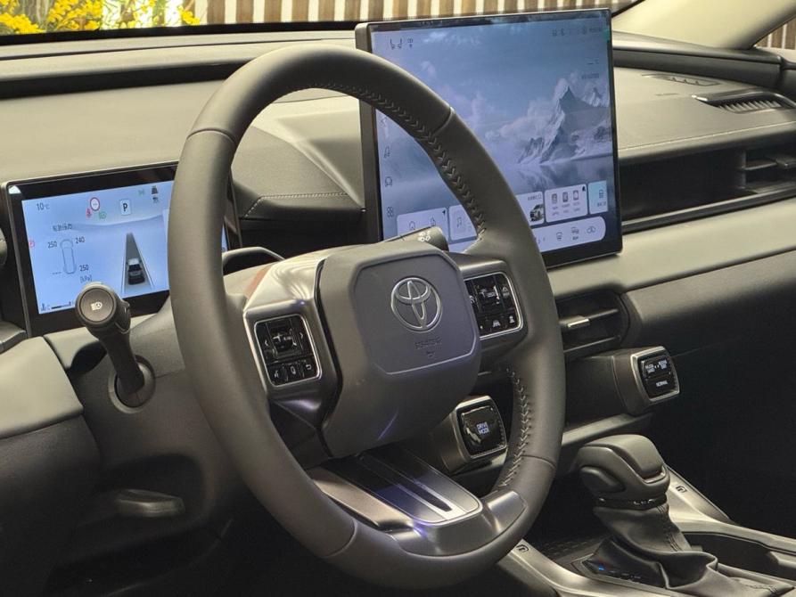 Toyota RAV4 VI (XA60) Уфа  - изображение 22