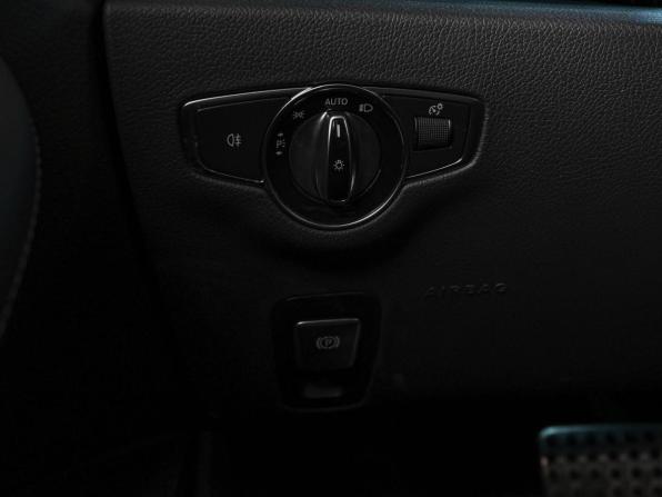 Mercedes-Benz E-Класс V (W213 S213 C238) Рестайлинг с пробегом 2021 года, цена 4 998 938 рублей, 93799 км, седан, Автокод Объявления
