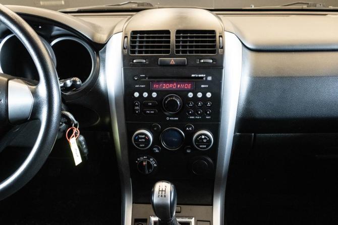 Suzuki Grand Vitara II Рестайлинг с пробегом 2010 года, цена 1 049 000 рублей, 147412 км, внедорожник, Автокод Объявления