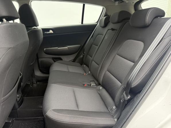 Kia Sportage IV Рестайлинг с пробегом 2020 года, цена 2 222 000 рублей, 107220 км, внедорожник, Автокод Объявления