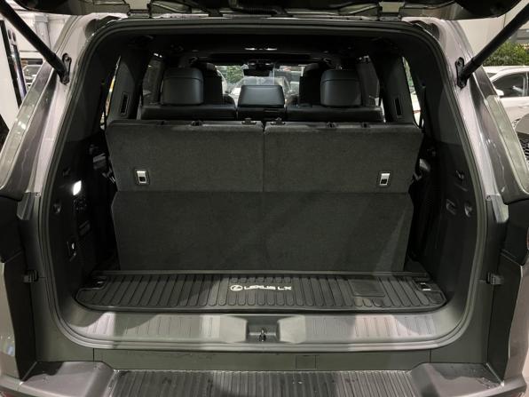 Lexus LX IV с пробегом 2025 года, цена 20 461 000 рублей, 21 км, внедорожник, Автокод Объявления