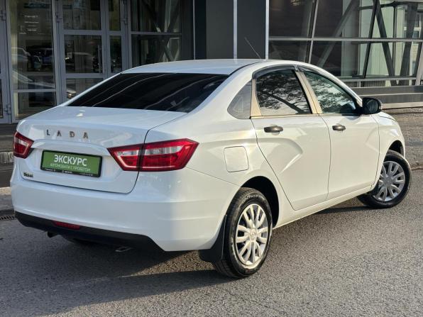 Lada (ВАЗ) Vesta I с пробегом 2019 года, цена 775 000 рублей, 70000 км, седан, Автокод Объявления