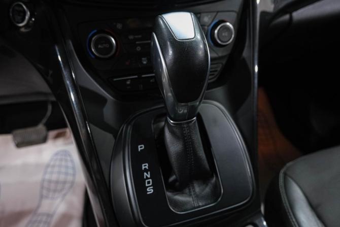 Ford Kuga II Рестайлинг с пробегом 2018 года, цена 1 749 000 рублей, 98600 км, внедорожник, Автокод Объявления