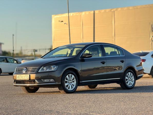 Volkswagen Passat B7 с пробегом 2012 года, цена 1 050 000 рублей, 205000 км, седан, Автокод Объявления