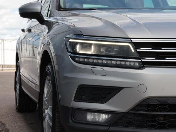 Volkswagen Tiguan II с пробегом 2018 года, цена 1 800 000 рублей, 268350 км, внедорожник, Автокод Объявления