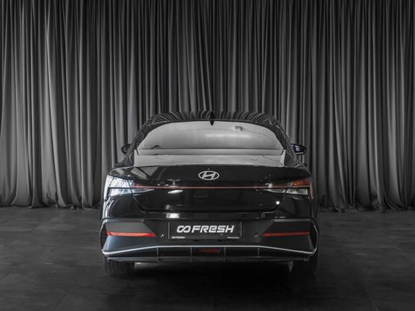 Hyundai Elantra VII (CN7) Рестайлинг с пробегом 2023 года, цена 1 999 000 рублей, 37781 км, седан, Автокод Объявления