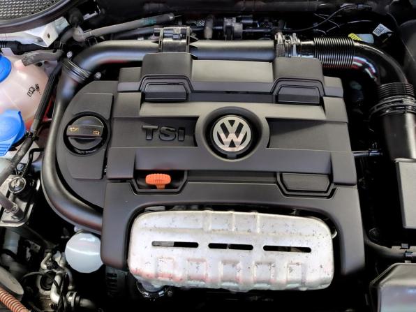 Volkswagen Scirocco III с пробегом 2012 года, цена 1 595 000 рублей, 91555 км, хэтчбек, Автокод Объявления
