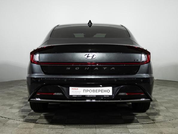 Hyundai Sonata VIII (DN8) с пробегом 2022 года, цена 2 499 700 рублей, 92980 км, седан, Автокод Объявления
