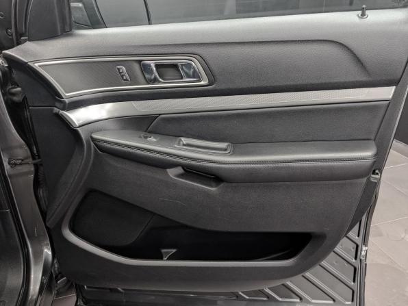 Ford Explorer V Рестайлинг с пробегом 2017 года, цена 2 775 000 рублей, 119596 км, внедорожник, Автокод Объявления