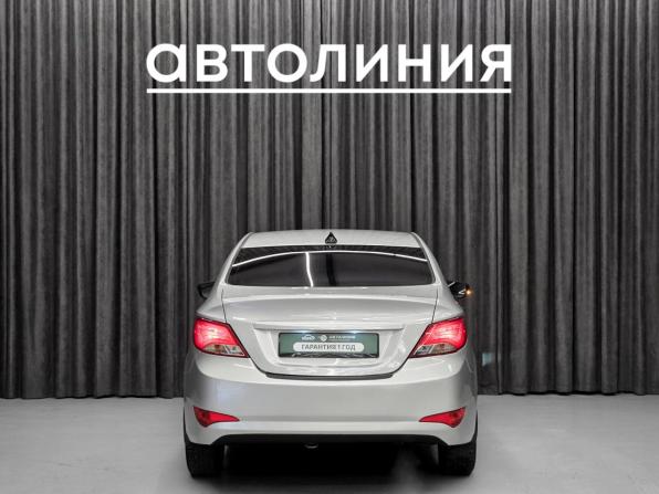 Hyundai Solaris I Рестайлинг с пробегом 2015 года, цена 800 000 рублей, 191000 км, седан, Автокод Объявления