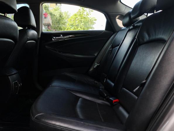 Hyundai Sonata VI (YF) с пробегом 2010 года, цена 1 200 000 рублей, 147355 км, седан, Автокод Объявления