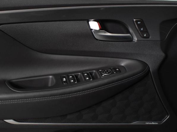 Hyundai Santa Fe IV Рестайлинг с пробегом 2021 года, цена 3 717 000 рублей, 86000 км, внедорожник, Автокод Объявления