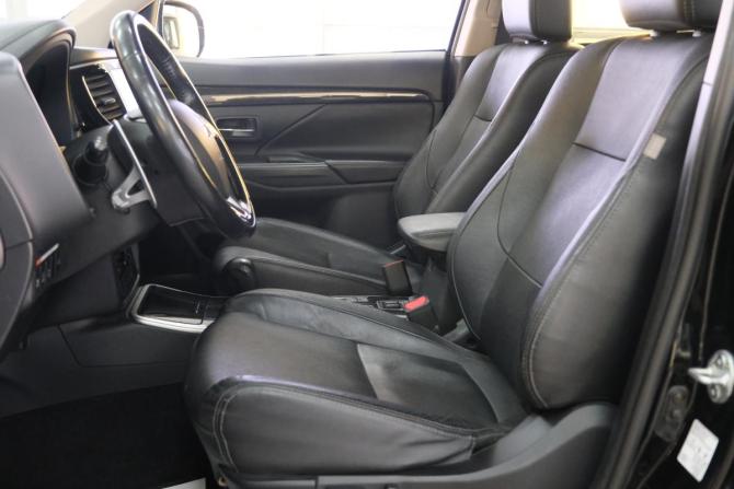 Mitsubishi Outlander III Рестайлинг 2 с пробегом 2018 года, цена 3 249 000 рублей, 111704 км, внедорожник, Автокод Объявления